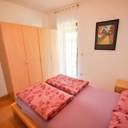 Fuer 4 Personen Ca 45 M In Novigrad, Adriakueste Kroatien Westkueste Von Istrien