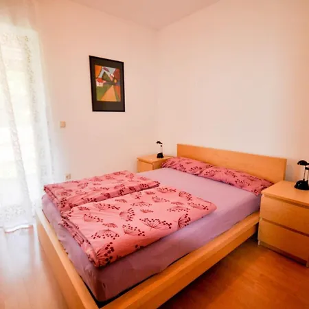 Fuer 4 Personen Ca 45 M In Novigrad, Adriakueste Kroatien Westkueste Von Istrien * Karpinjan