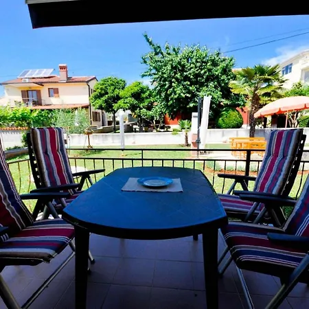 Fuer 4 Personen Ca 45 M In Novigrad, Adriakueste Kroatien Westkueste Von Istrien *