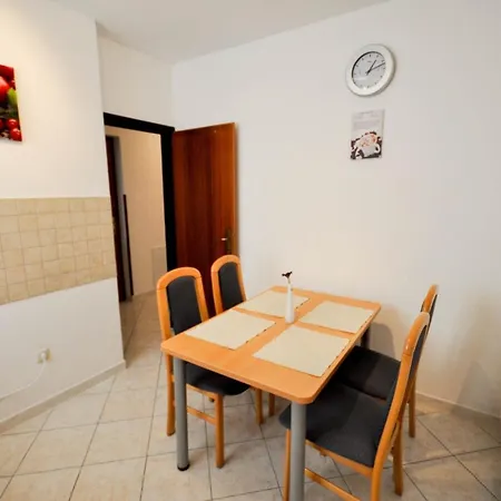 Apartment Fuer 4 Personen Ca 45 M In Novigrad, Adriakueste Kroatien Westkueste Von Istrien